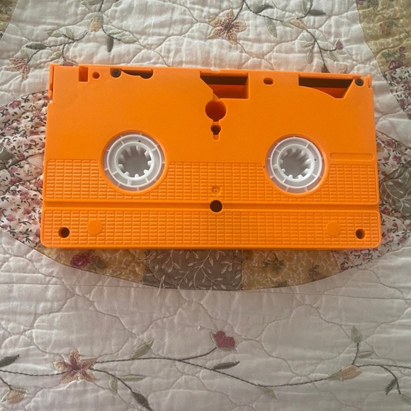 Nick jr Little Bear “Meet Little Bear” VHS Orange Tape - Picture 4 of 4